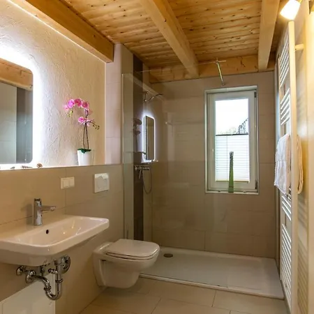 Holiday home Heideroeschen Park Heideroeschen 5c